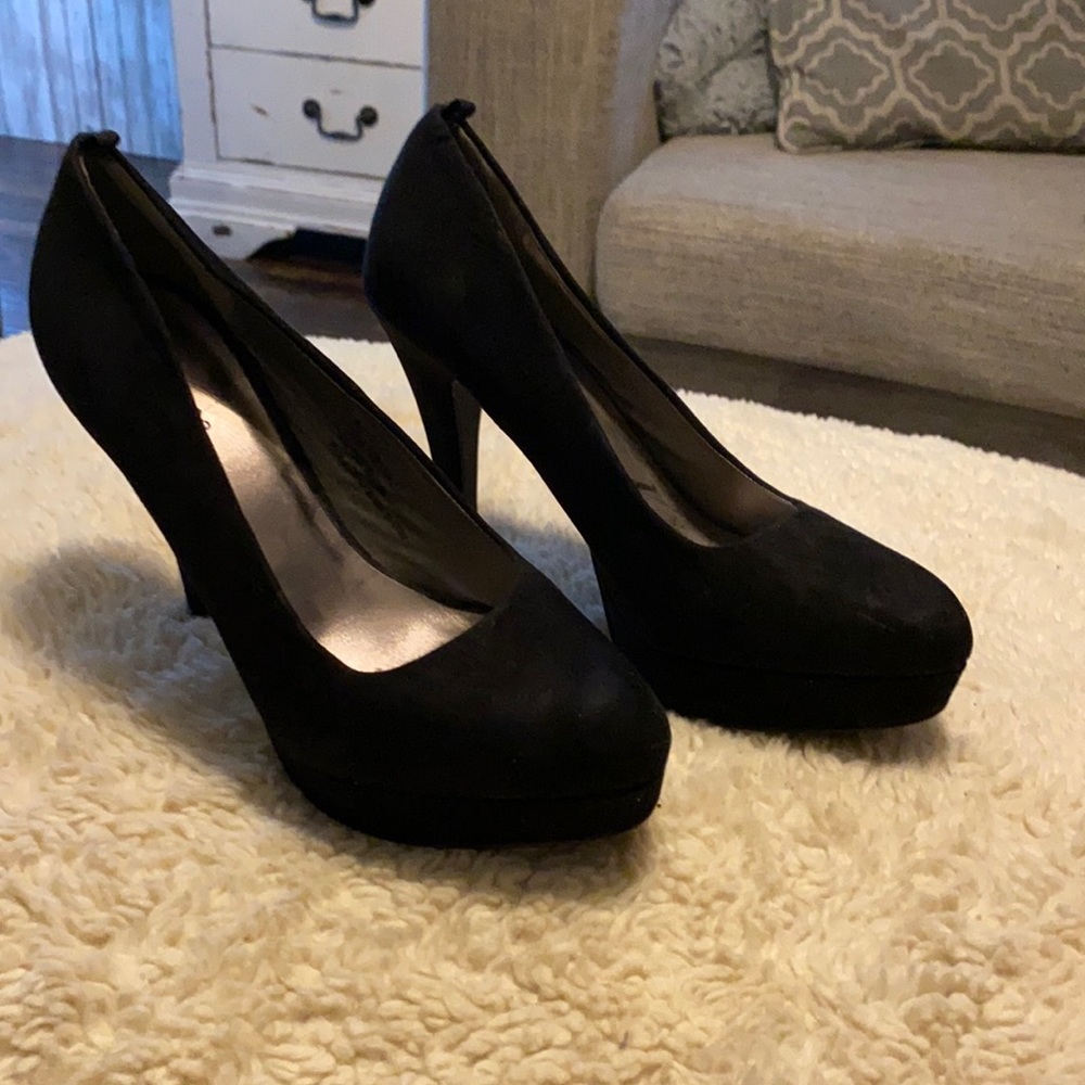 Black heels